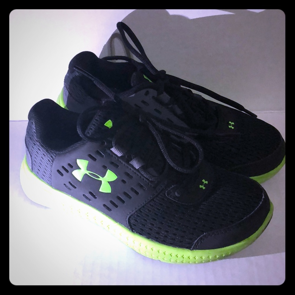 Under Armour boy shoes